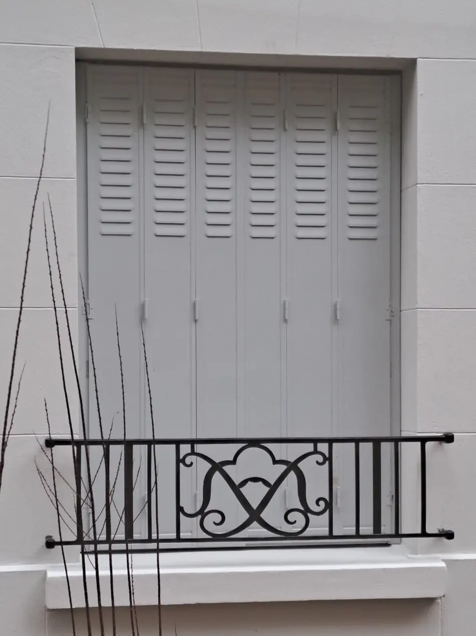 Persiennes métalliques Ferasca