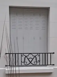 Persiennes métalliques Ferasca